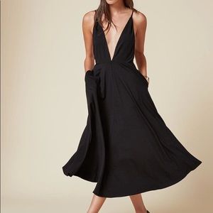 Reformation deep-v black dress